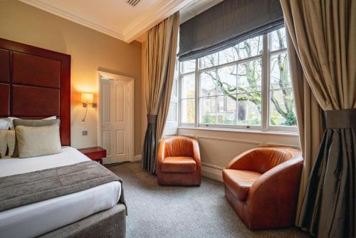 room detail thumbnail 1