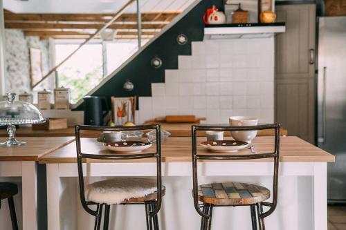 Maison Veyronne ferme rénovée avec piscine (Maison Veyronne ferme renovee avec piscine) in มอร์เฒ