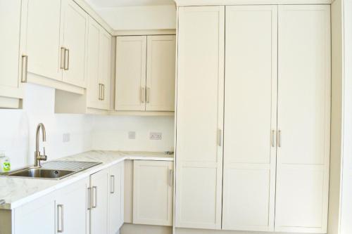 virtuve, Lough Conn Haven Holiday Home by Trident Holiday Homes in Crossmolina