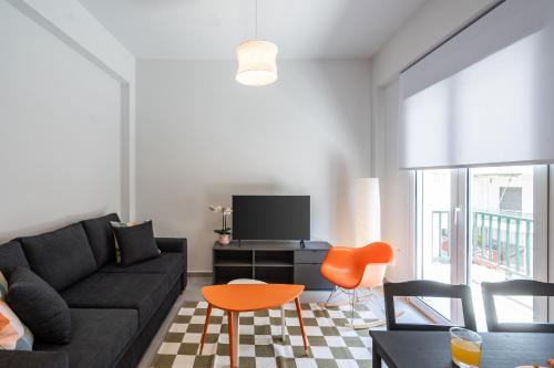 Spacious 2BR Apt, Playroom, Family-Home, Ateny