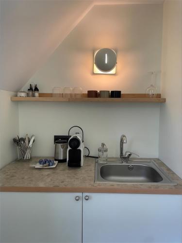 ห้องครัว, Villa Brigitte in เลอตูเกต์