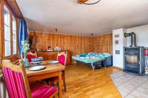 Cozy Studio With Terrace Bbq Mountain View in Schattenhalb