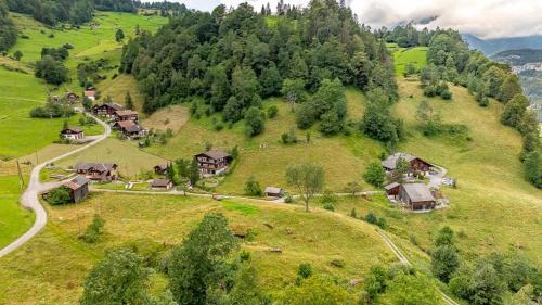 Cozy Studio With Terrace Bbq Mountain View in Schattenhalb