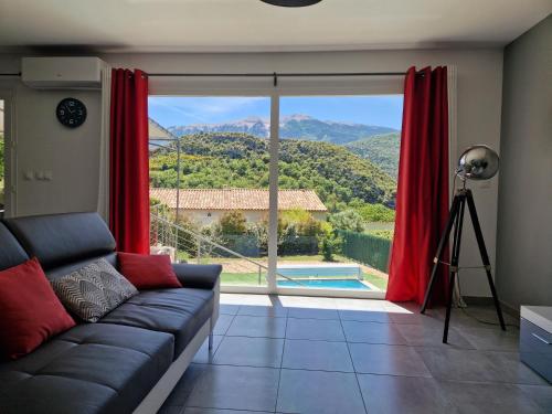 Les Villas Dorées - Villa Soleil face au Mont Ventoux (Les Villas Dorees - Villa Soleil face au Mont Ventoux) in Plaisians