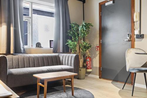 Apartment - Ground Floor image 2