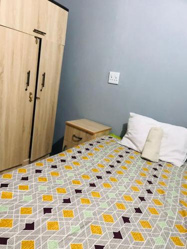 KwaMgozimba Guest House - Room 9or10
