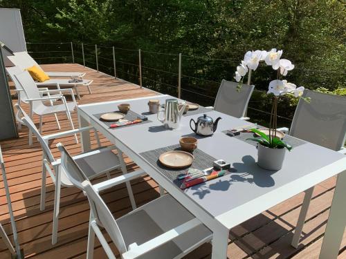 Létesítmények, La Maison d'Architecte en pleine nature - le "Clos des Chevreuils" in Beaumont