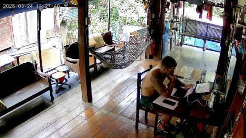 Ray Nu Guest House
