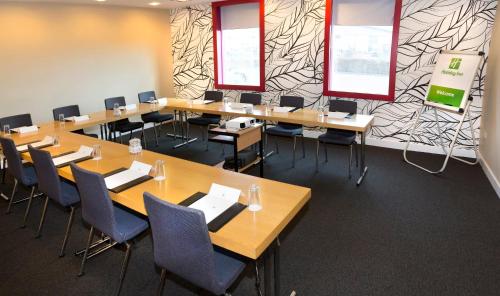 Holiday Inn Salisbury - Stonehenge an IHG Hotel - image 9