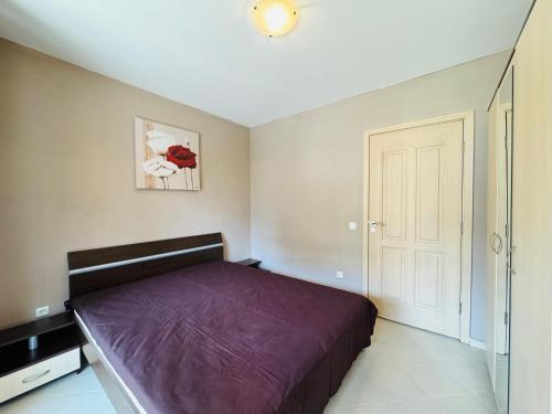 Two-Bedroom Apartment image 6