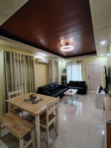 Home staycation in トゥグボク