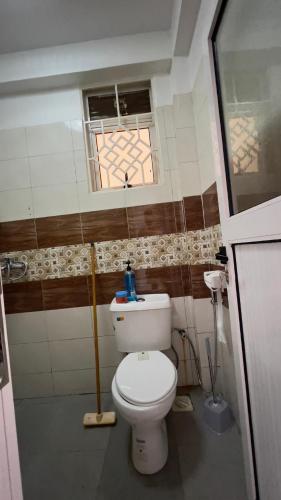 One-Bedroom Apartment image 10