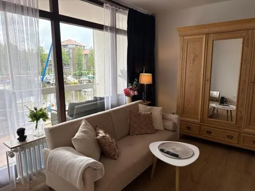 Perle am Yachthafen - Chic Studio Aparment in Bad Zwischenahn, Deutschland