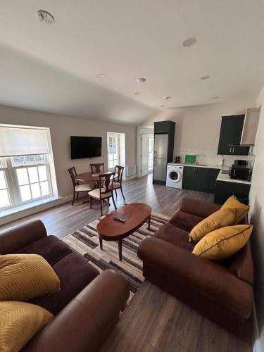 Rokeby lodge 2 in Mountnugent