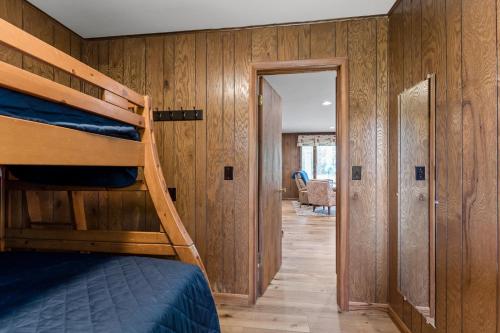 Twin Oaks A - image 8