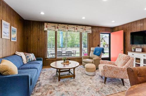 Twin Oaks B - image 11