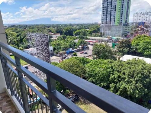 Condo with direct access to shopping mall in Bacolod City, Bacolod (foto 5)