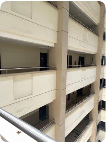 Condo with direct access to shopping mall in Bacolod City, Bacolod (foto 2)