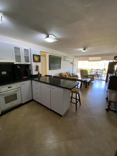 Playa Guacuco - Views and Beach Access in Sabana de Guacuco