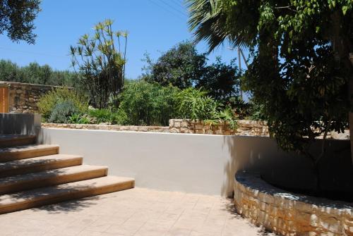 Stone House by the Sea in Voukolies