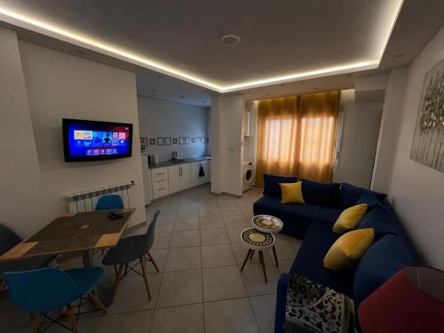 Équipements, Charmant T2 au cœur du centre-ville in Hai El Moudjahiddine