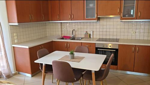 Eleni Blue View - Comfort Stay in 盧特拉奧萊亞斯厄倫尼斯