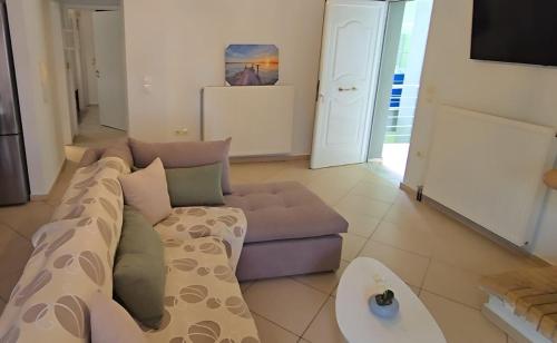 Eleni Blue View - Comfort Stay in 盧特拉奧萊亞斯厄倫尼斯