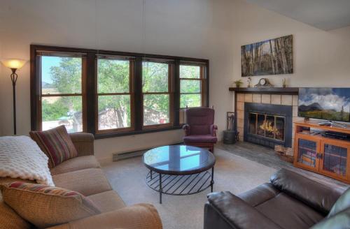 2 2 Ferringway 21, Durango
