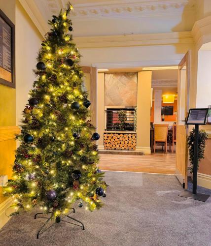 ห้องอาหาร, Thomas Arms Hotel in ลานนีลลิ