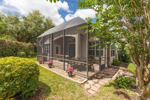 Beautiful 3-2 Family home w large lanai in World Golf