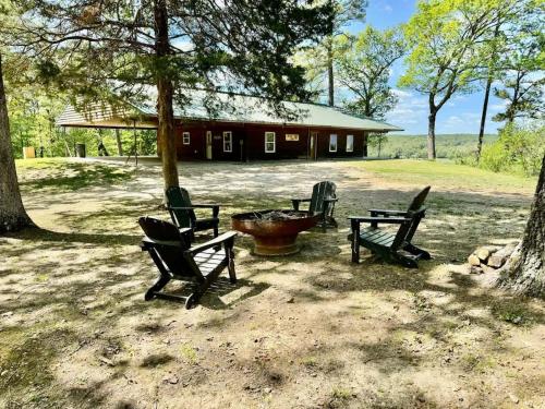 Buffalo Cabin Gorgeous Illinois River view in 塔勒闊