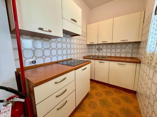 Townhouse with private garden, Porto Santa Margherita di Caorle (foto 9)