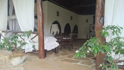 Villa con baobab e piscina in Malindi
