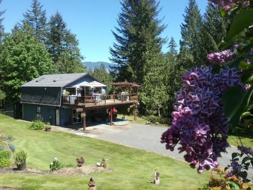 Beaver Hut Bed And Breakfast