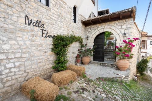 Villa ELMAR – Berat, IA