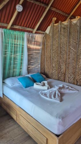 1 double bed