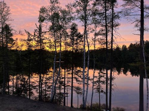 Wolf Pond 1 - 3 Miles to Lake Placid NY in Whiteface