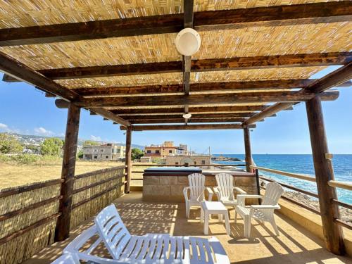 Isolee - Beachfront Standalone House in Batroun