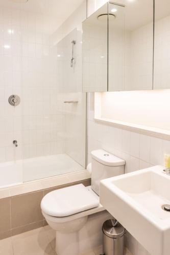 Apartment image 6