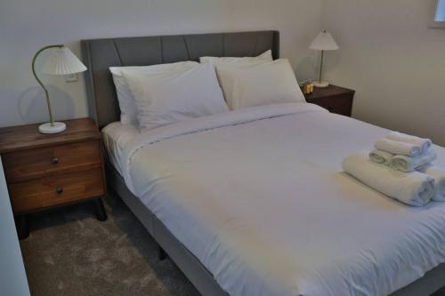 Cosy 2BR House in Awaroa Road, Auckland (fotografie 10)