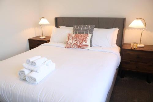 Cosy 2BR House in Awaroa Road, Auckland (Foto 7)