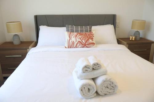 Cosy 2BR House in Awaroa Road, Auckland (Foto 8)