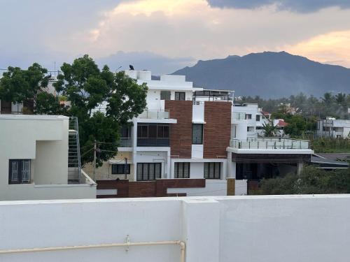 Kanchana Sirur home in วดาวัลลี