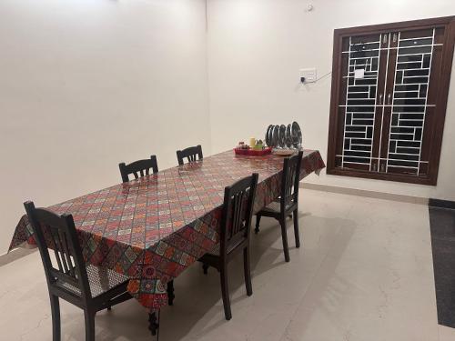 Kanchana Sirur home in วดาวัลลี