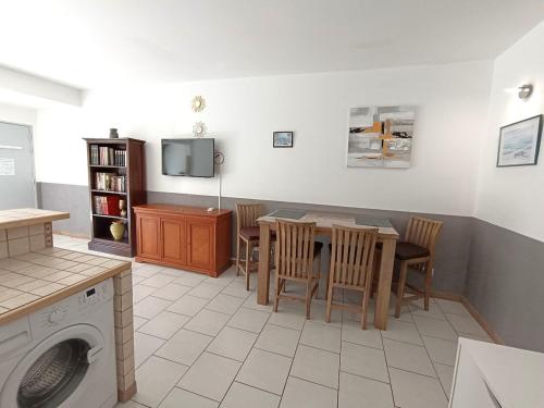 le centre de saint florent in แซงต์ ฟลอรอง