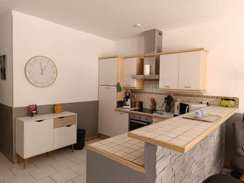 le centre de saint florent in แซงต์ ฟลอรอง