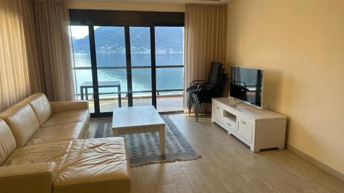 Drazn vrt Aleksandr in 東茲斯托里弗