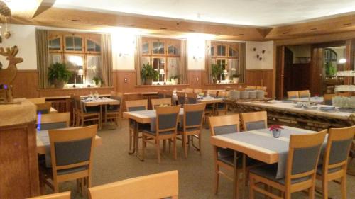 ห้องอาหาร, Hotel Danis in เล็นเซอไฮเดอะ