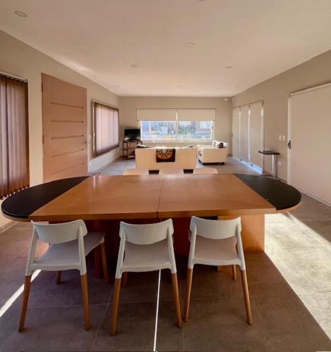 Pergolas Guest House 2 in Vista Flores