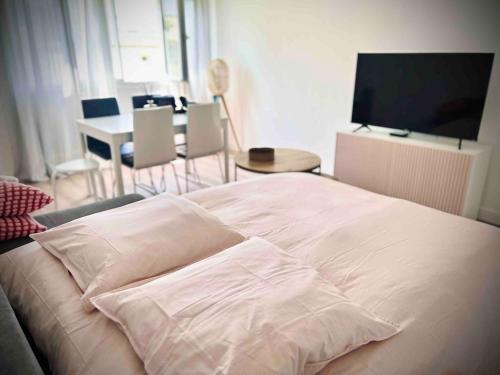 Chaleureux appartement avec parking gratuit in La Grace De Dieu
